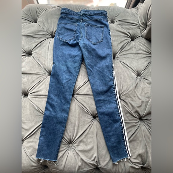 Zara High Rise Denim Side Stripe Raw Hem Jegging - Picture 7 of 7